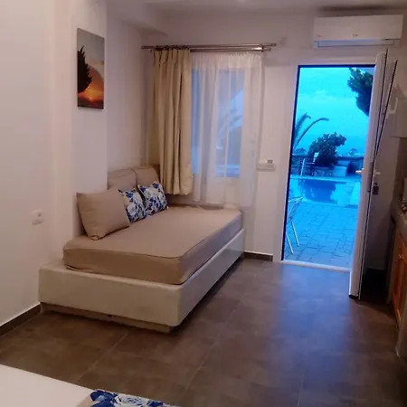 Koronios Guest house Fira (Santorini)